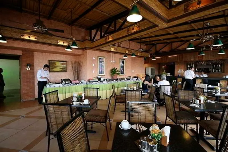 Pearl Lane Hotel Manille 2*,