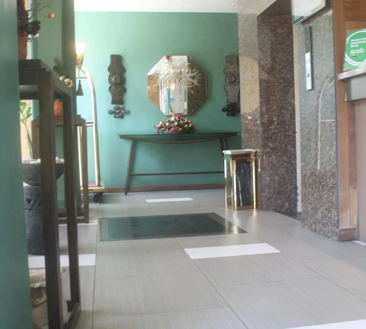 Pearl Lane Hotel Manille